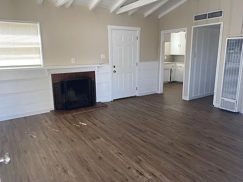 44 Myrtle St Photo 1