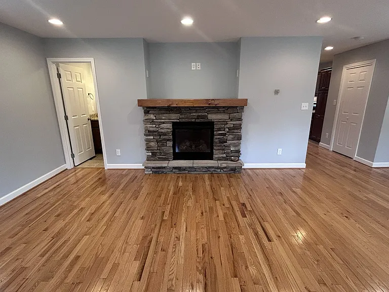 209 Delmar St — Photo 13