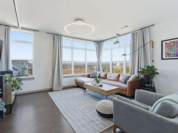 1638 54th Ave N #304, Nashville, TN 37209