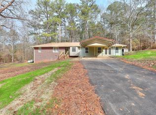 5210 Guthrie Cemetery Rd, Loganville, GA 30052