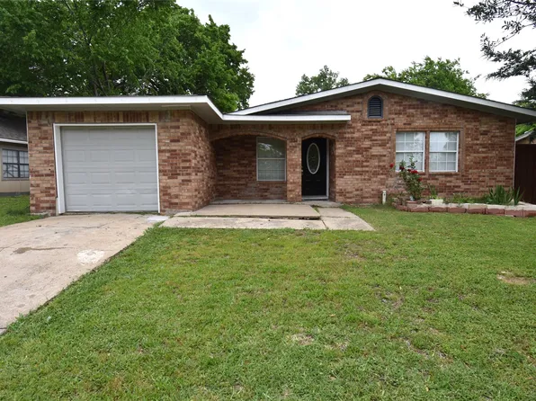 523 E Ridgewood Dr, Garland, TX 75041