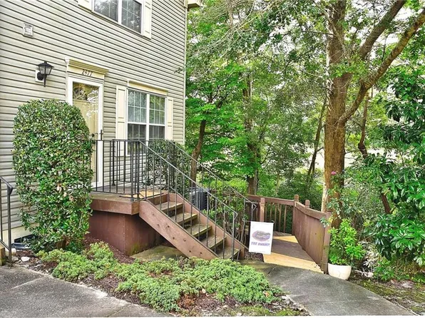 2477 London Pointe Dr, Virginia Beach, VA 23454