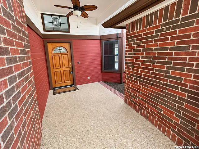 3 bed, 2.0 bath, 1550 sqft, $1,800 — Photo 3