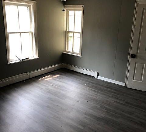 5th image of 1416 N Fayette St
