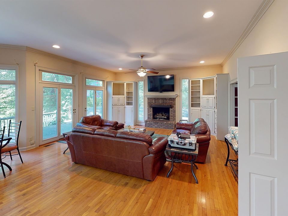 54 Holly Ln, Dyersburg, TN 38024 Zillow