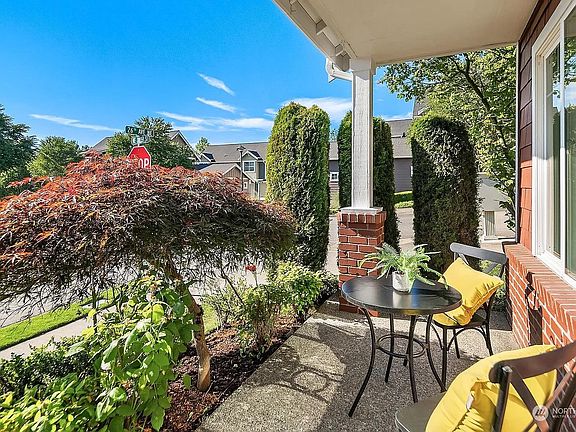 2nd image of 1814 26th Ave NE