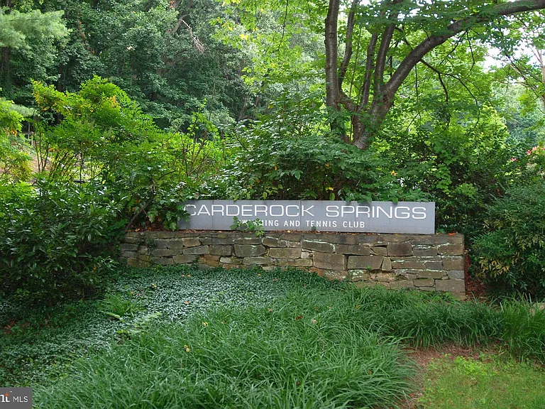 8206 Stone Trail Dr — Photo 50