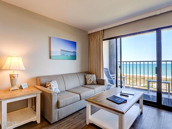 5th image of 711 Lumina Ave S #309