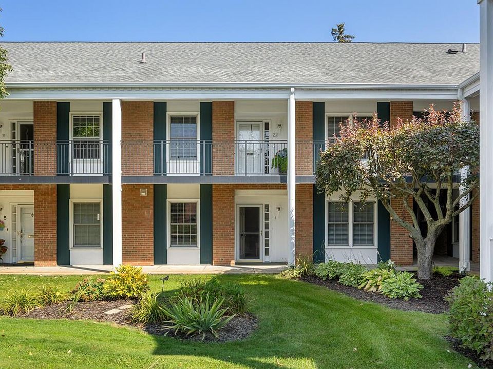 1st image of 2311 Wealthy St SE APT 22