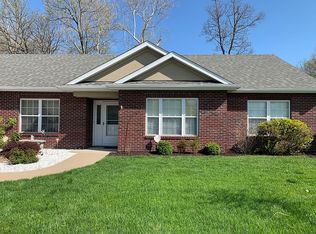 4605 Wake Robin Ln, Columbia, MO 65202