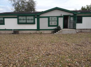 1116 Lake View Dr, Mission, TX 78572