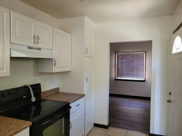 44715 Fig Ave #3, Lancaster, CA 93534