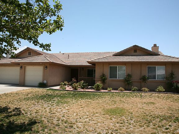 2nd image of 2834 W Avenue L2