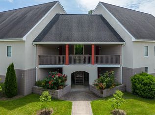 550 Borden Rd APT B11, Lexington, VA 24450