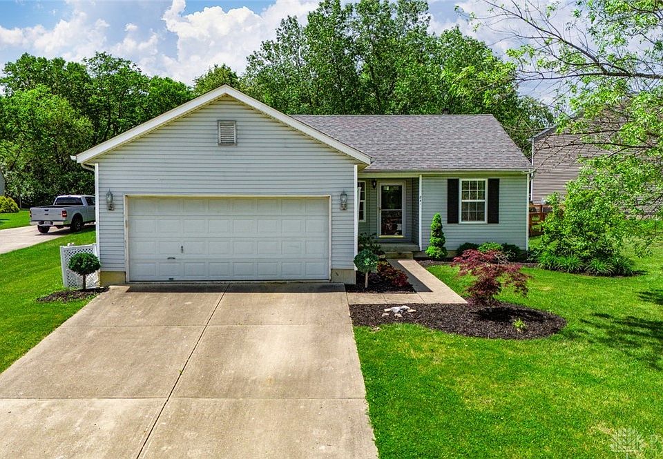 1st image of 841 Round Hill Ct