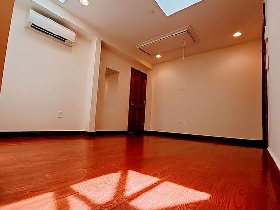 3rd image of 35-43 72nd St #2R