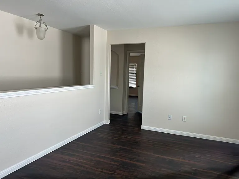 3703 Holden Ct — Photo 15