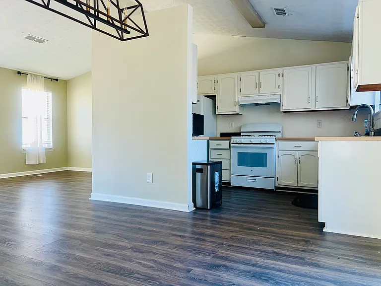 5685 La Fleur Trl — Photo 3