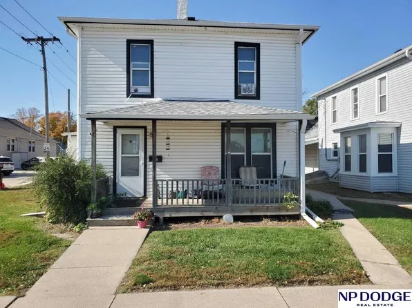 215 S 17th St, Blair, NE 68008