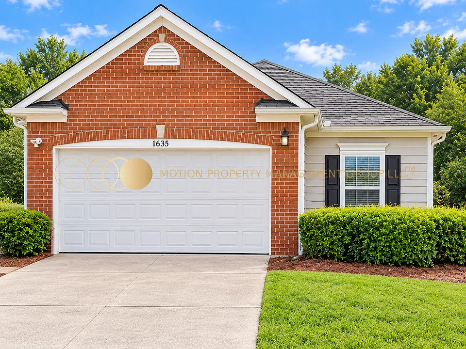 1635 Donovans Rdg NW