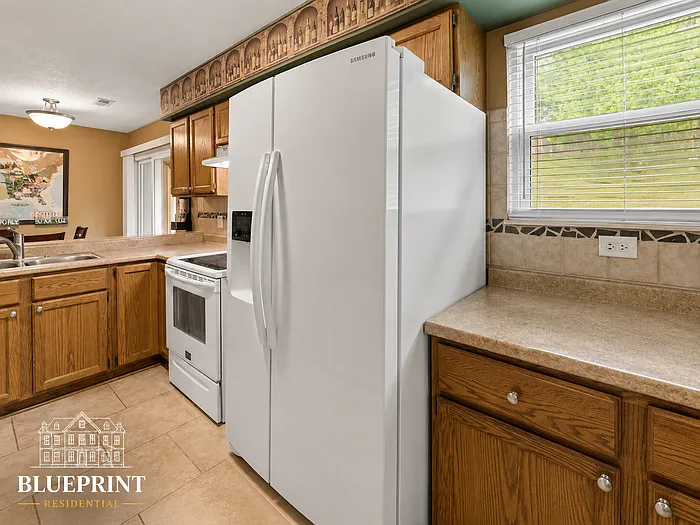 3725 Holgate Ln — Photo 9