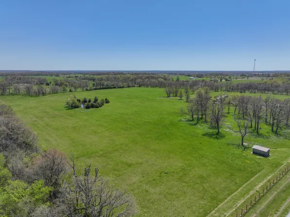 0004 Farm Road 1090, Cassville, MO 65625