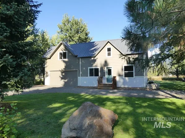 180 Payette St, Donnelly, ID 83615