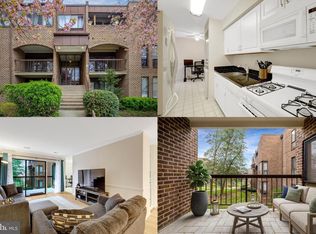 11260 Chestnut Grove Sq APT 139, Reston, VA 20190