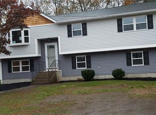 29 Diane Dr, Coventry, RI 02816