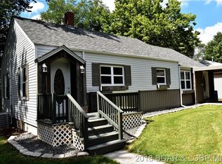 311 N Chestnut St, Eldon, MO 65026