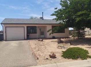 113 Marigold Dr SW, Rio Rancho, NM 87124