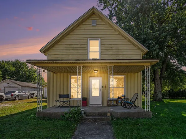 106 E Rupel Ave, North Liberty, IN 46554