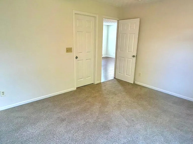 5790 Lonerise Ln — Photo 22