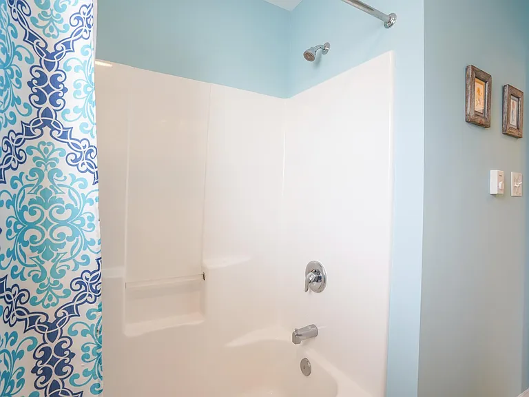 1248 Bay Ave — Photo 19