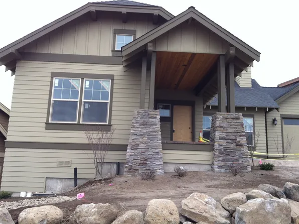 2593 NW Awbrey Point Cir, Bend, OR 97703