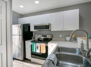 Village Park Townhomes, Lady Lake, FL 32159