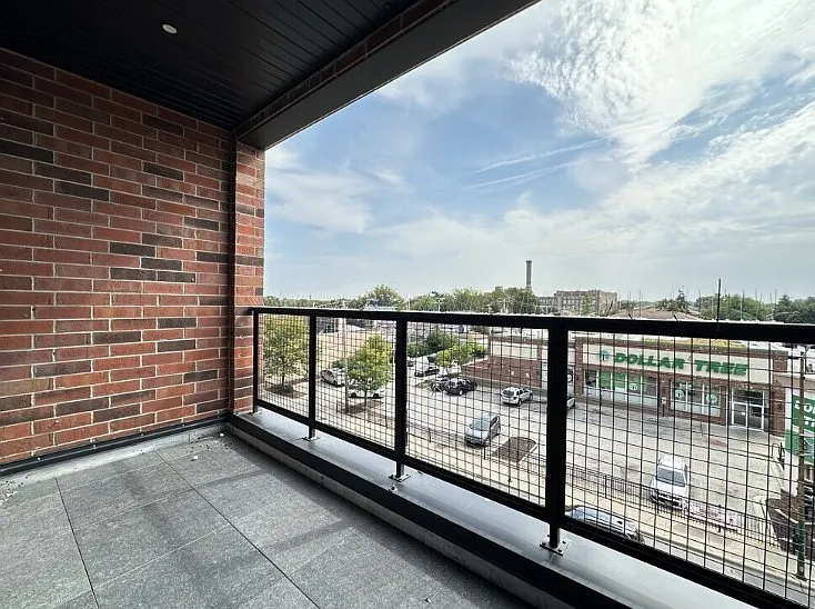 3209 N Narragansett Ave #406 — Photo 13