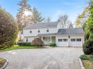 9 Peterick Ln, Darien, CT 06820