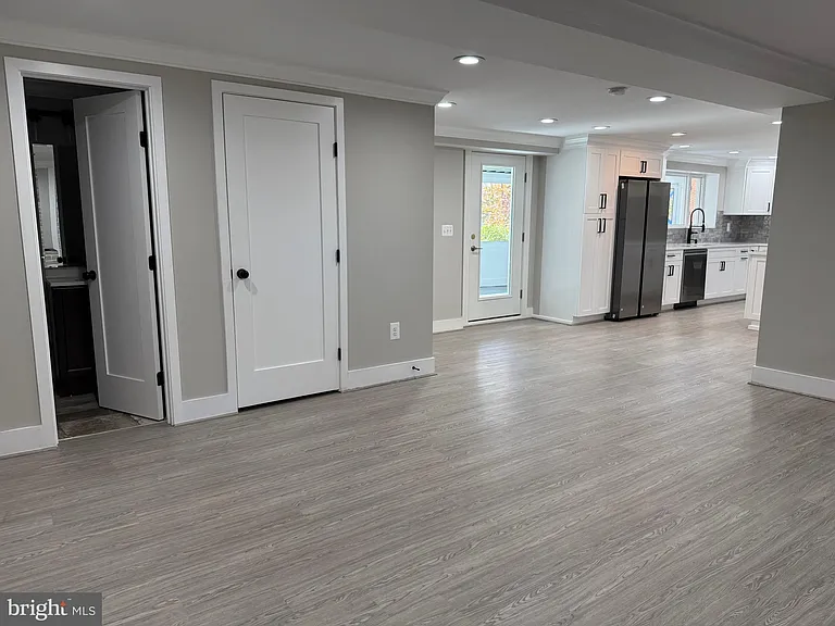 453 Walnut Dr — Photo 38