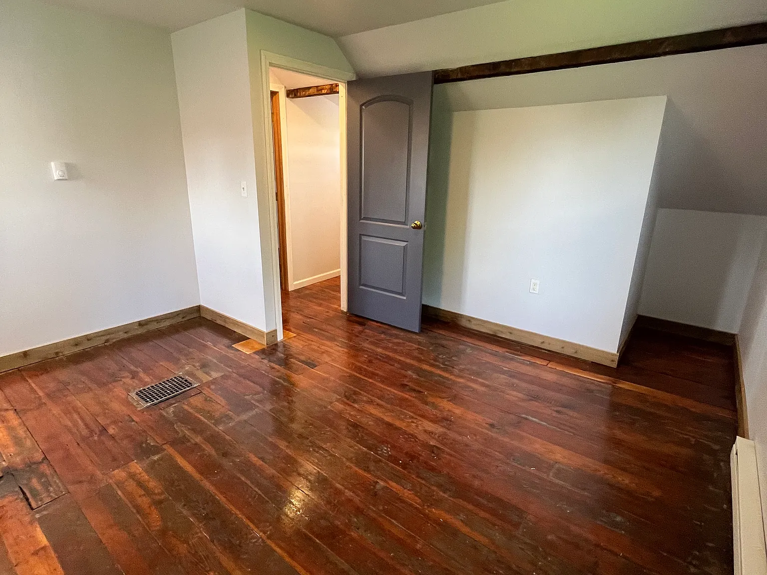 2 bed, 1.5 bath, 790 sqft, $2,300 — Photo 4