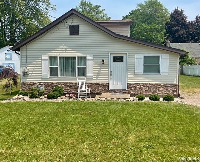 1st image of 6913 Hamilton Dr