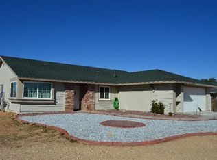 20674 Canku Rd, Apple Valley, CA 92307