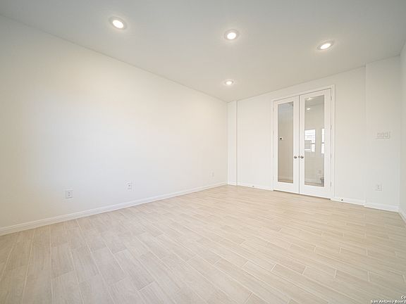 5th image of 2418 Sueno Point