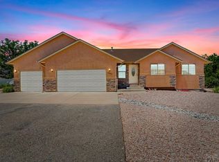 1459 E Kiva Dr, Pueblo West, CO 81007
