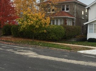 907 State St, Manitowoc, WI 54220