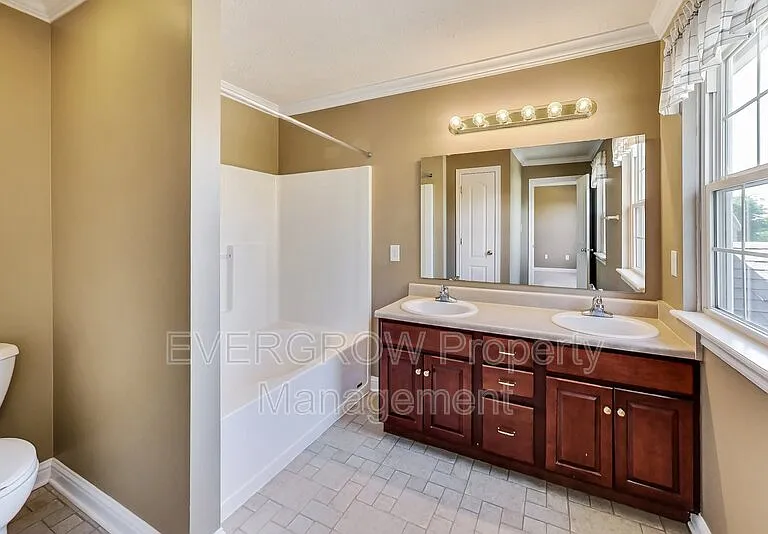 1047 Andrew Ct — Photo 23