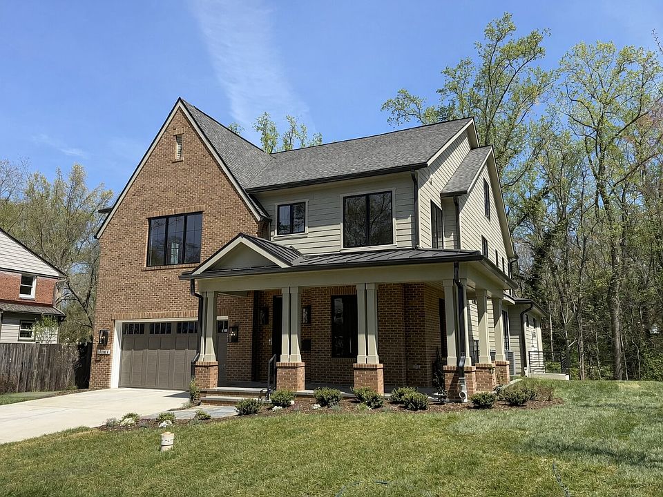 Curb appeal that stops the scroll
