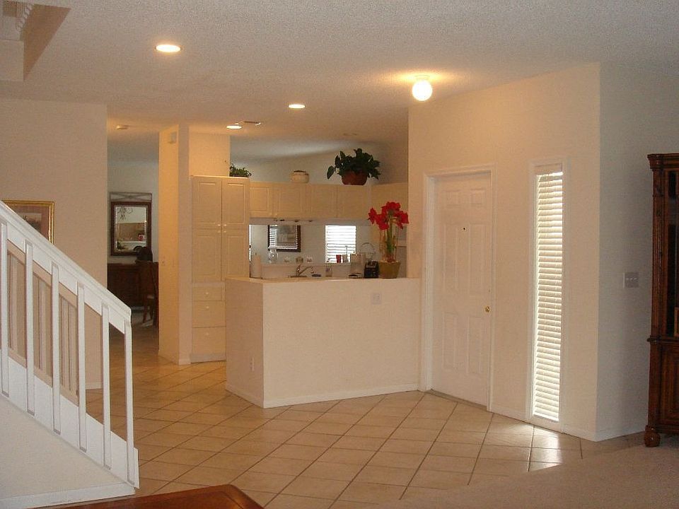 2nd image of 10733 Pelican Dr