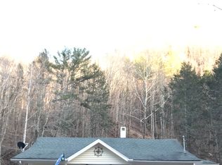 13188 S State Route 20, Pipestem, WV 25979