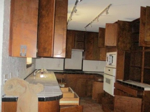 4th image of 3318 Huntington Cir